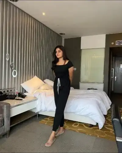 Ponnur Call Girl Service